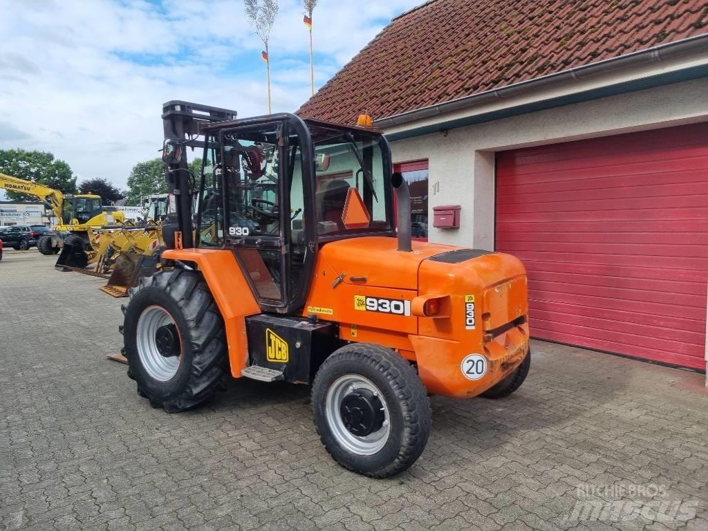 JCB 930-4 Terenski viličar