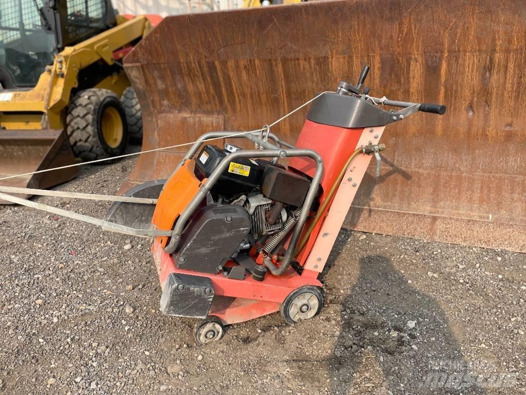 Husqvarna FS413 Mešalec betona / malte