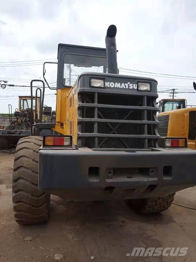 Komatsu WA 320-3 Kolesni nakladalci