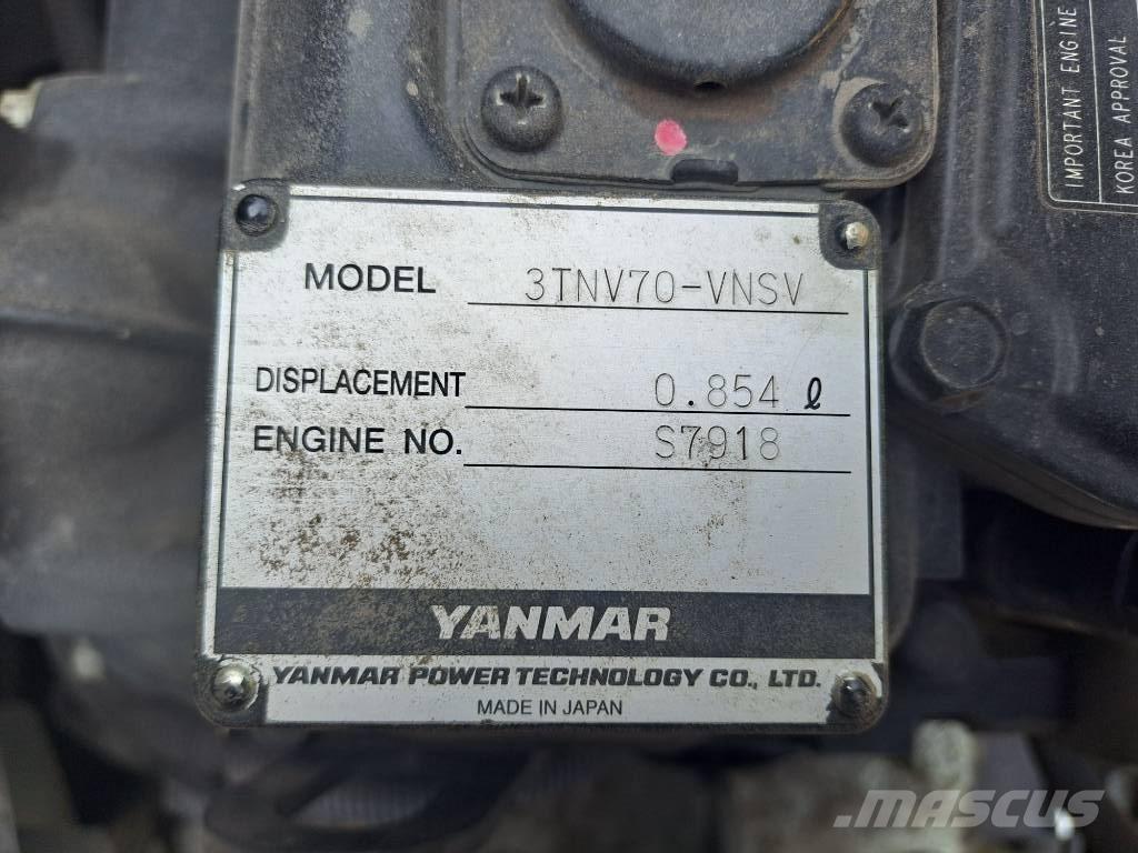 Wacker Neuson 803 Bagri goseničarji