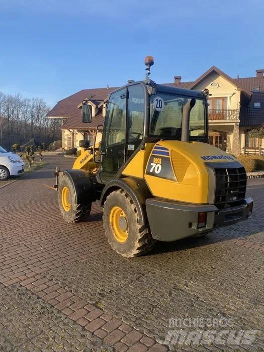 Komatsu WA 70-6 Kolesni nakladalci