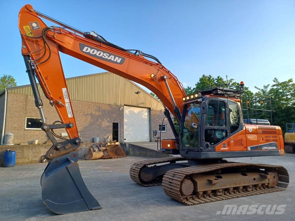 Doosan DX 225 LC-5 Bagri goseničarji