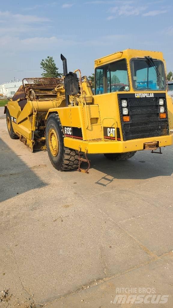 CAT 613 C II Strgalci