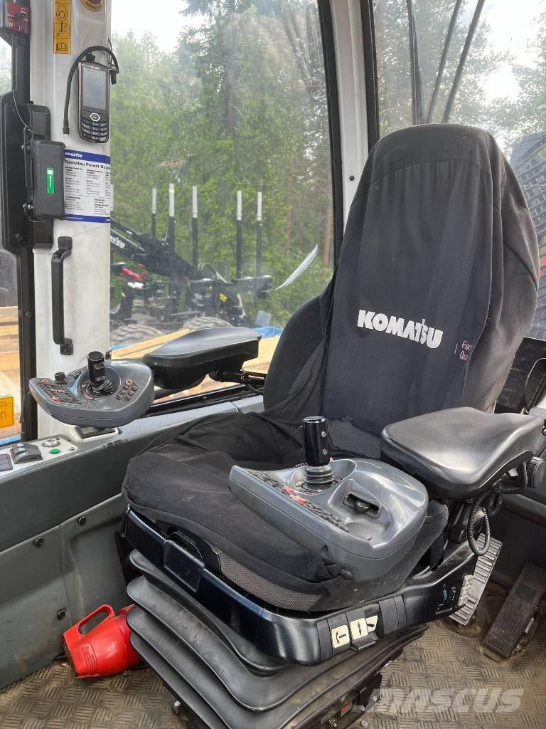 Komatsu 895 Forwarderji
