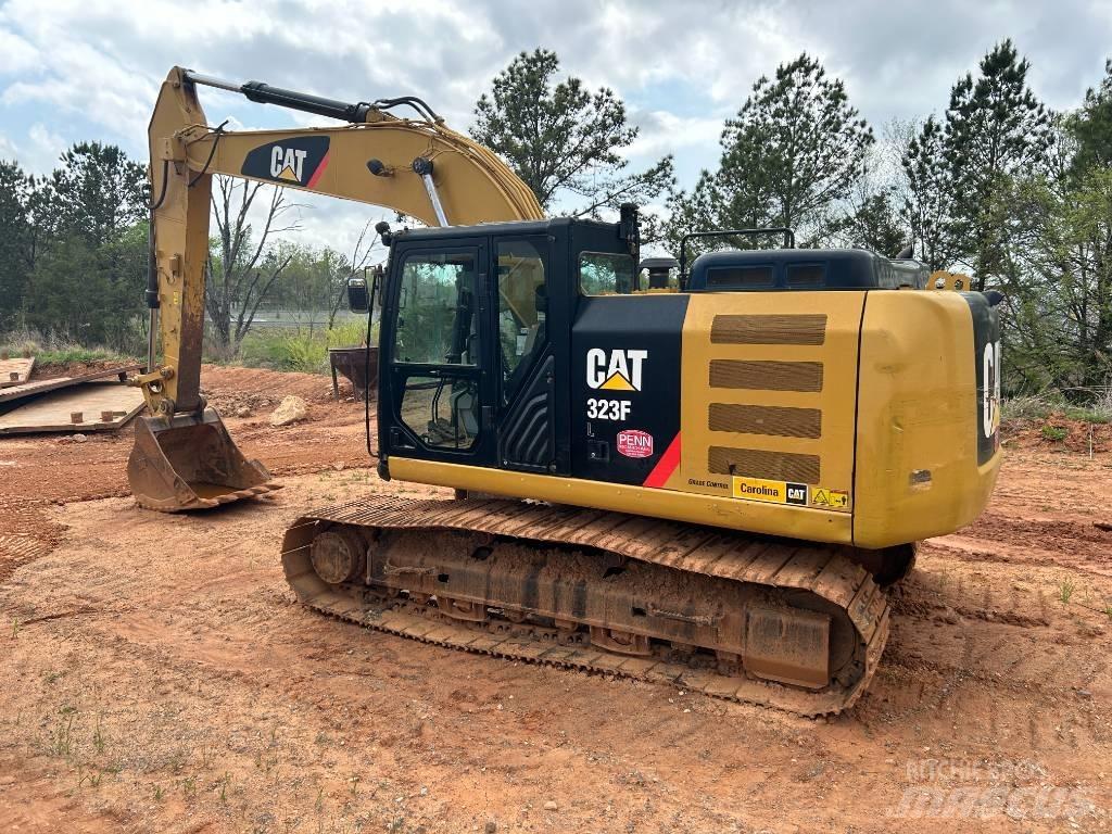 CAT 323FL Bagri goseničarji