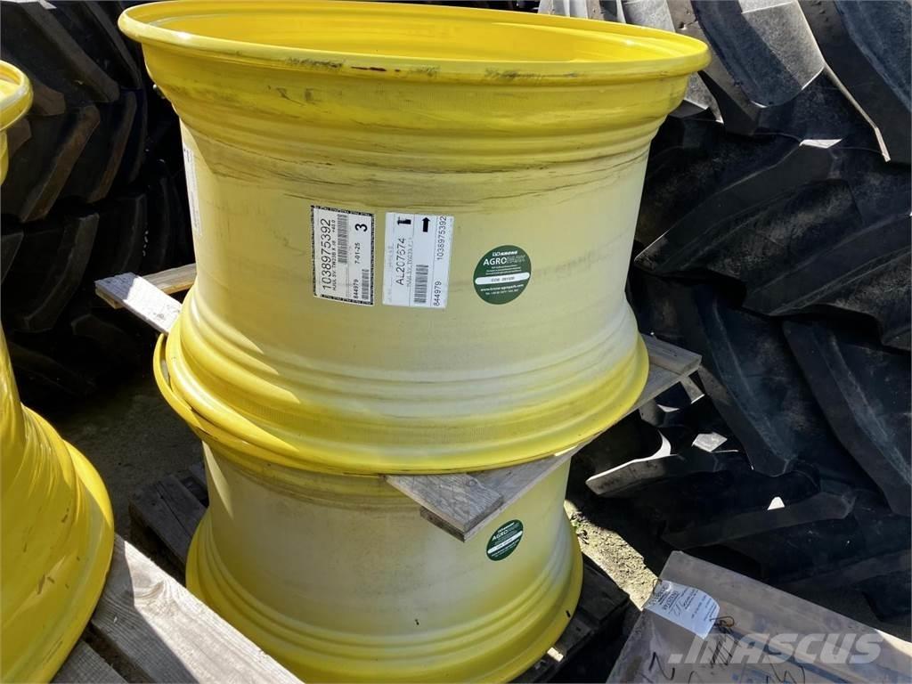John Deere 23x38 Gume, kolesa in platišča