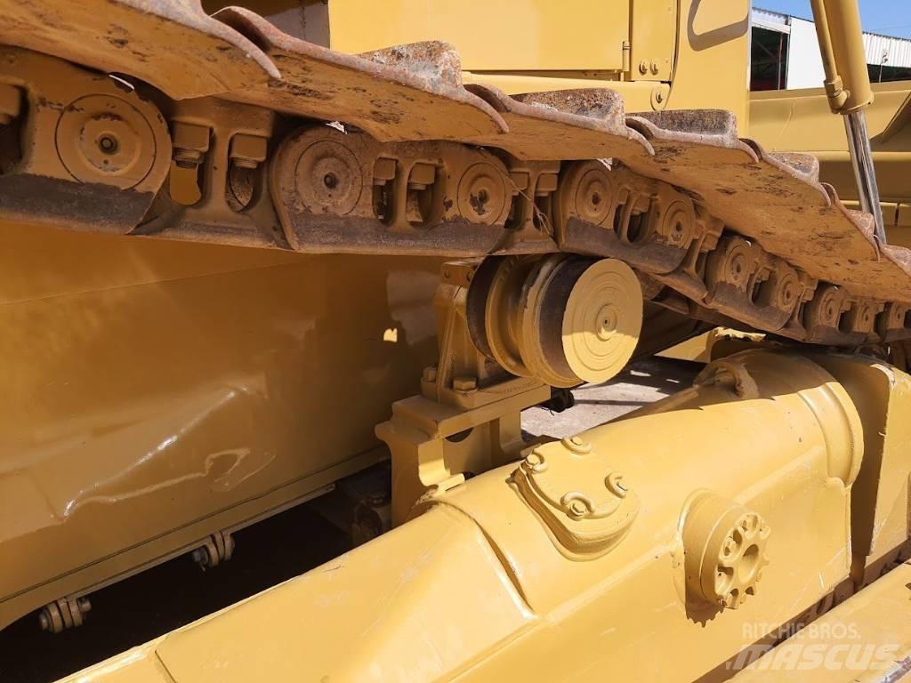 CAT D 6 R XL III Buldožerji goseničarji