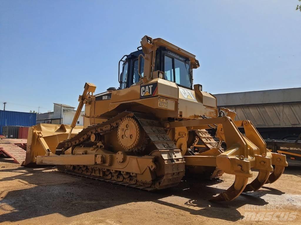 CAT D 6 R XL III Buldožerji goseničarji