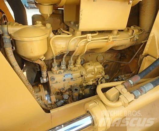 Mitsubishi BD2F Buldožerji goseničarji