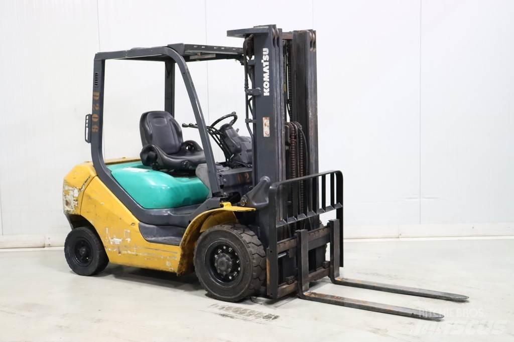 Komatsu FD25T-16 Dizelski viličarji