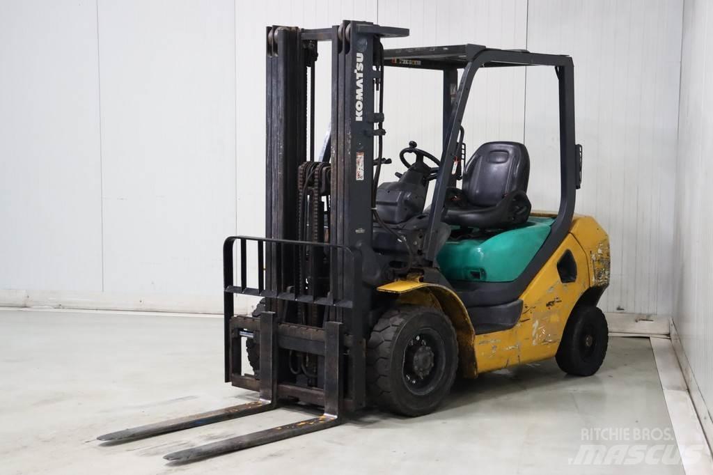 Komatsu FD25T-16 Dizelski viličarji