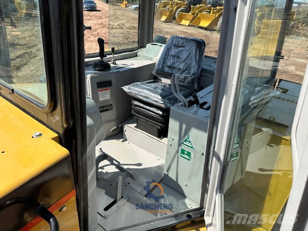 CAT D 6 G Buldožerji goseničarji