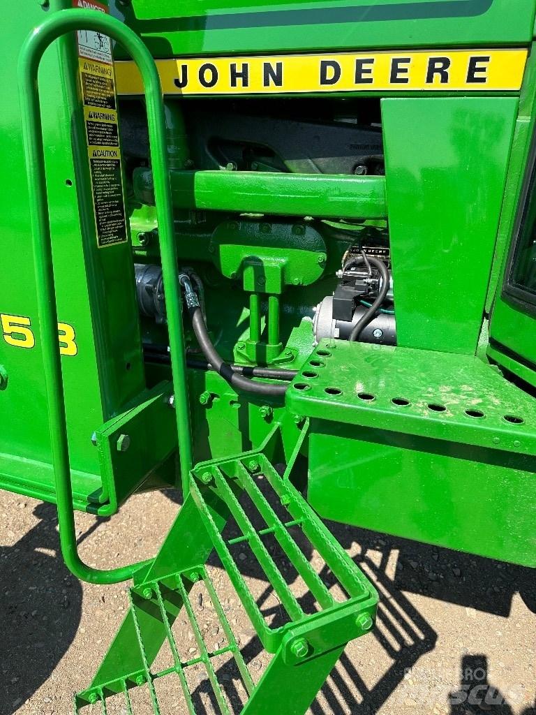 John Deere 4230 Traktorji