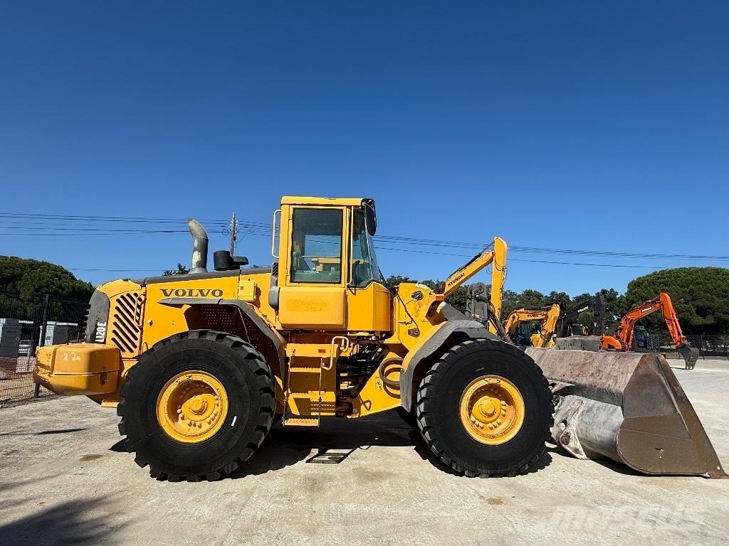 Volvo L 120 E Kolesni nakladalci