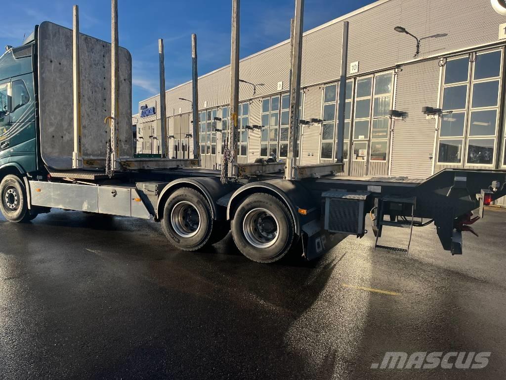 Volvo FH 16 Tovornjaki za hlode