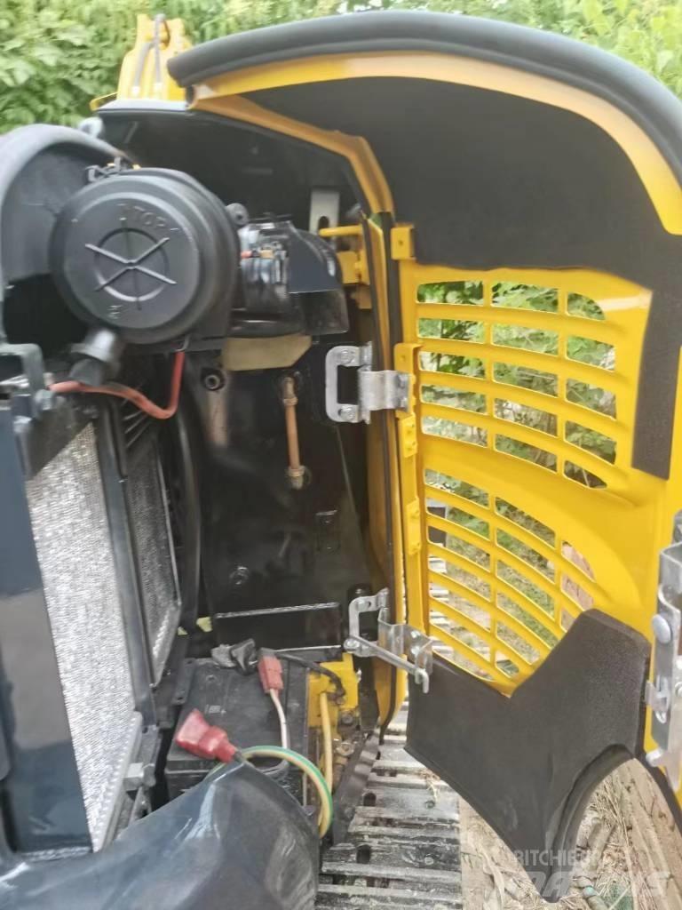 Komatsu PC 35 MR Mini bagri <7t