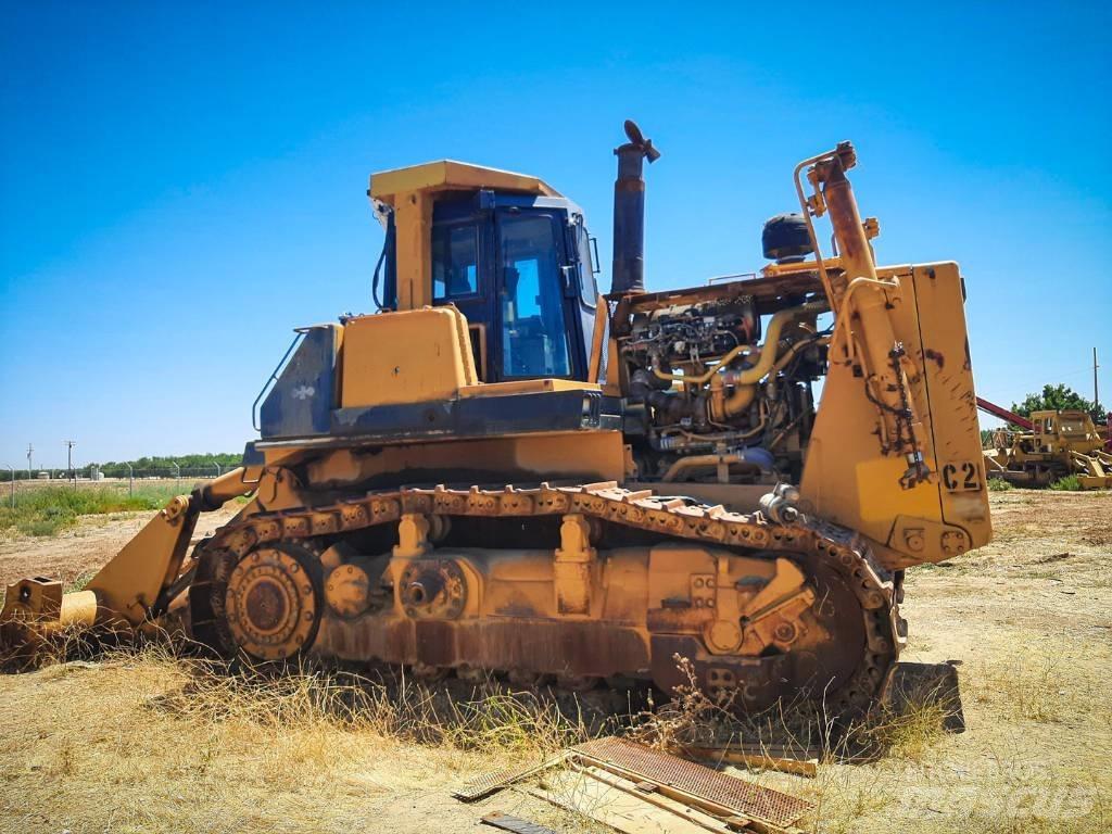Komatsu D 375-1 Buldožerji goseničarji