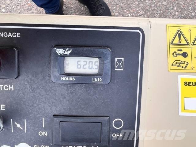 Grasshopper 124V/48R Vrtne zero turn kosilnice