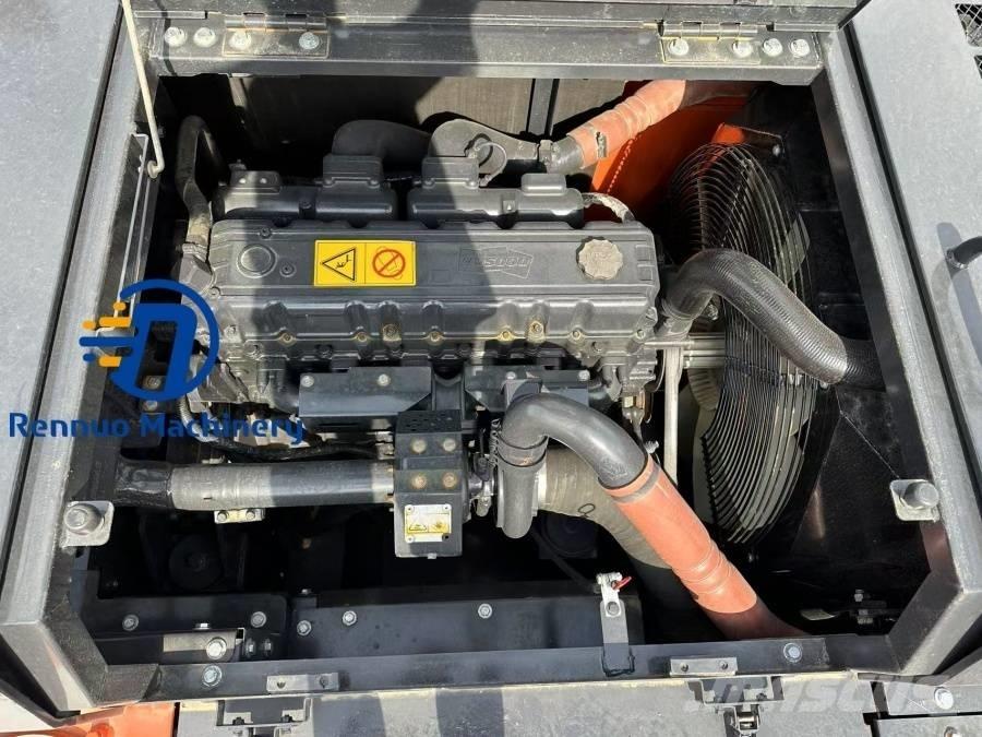 Doosan DX 340 Bagri goseničarji