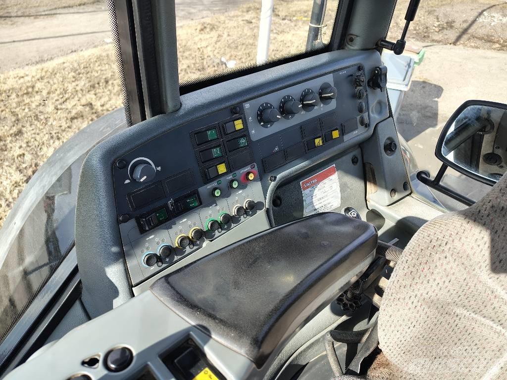 Valtra C120 Traktorji