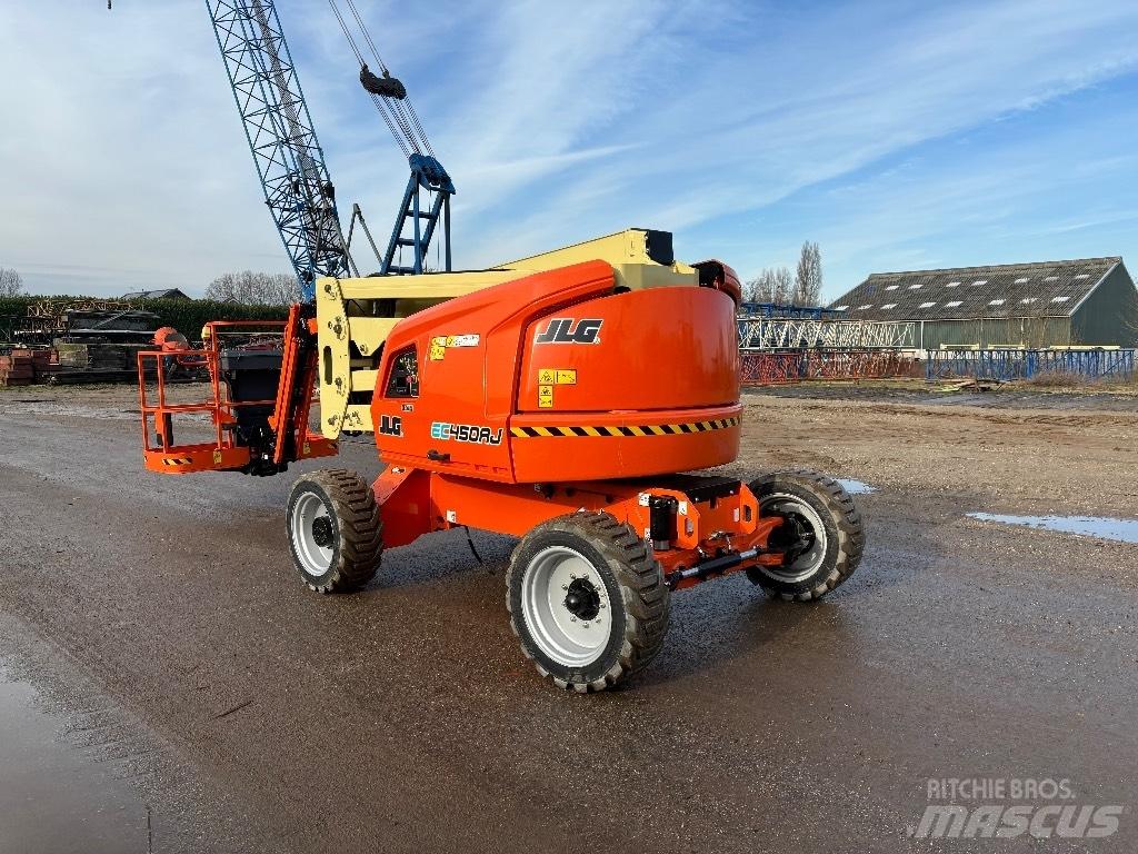 JLG EC 450 AJ Zglobne dvižne ploščadi