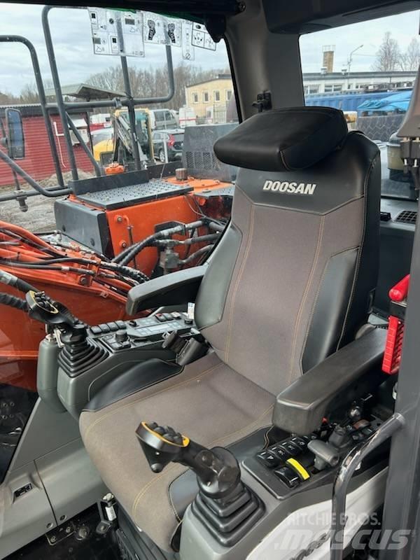 Doosan DX 170 W Bagri na kolesih