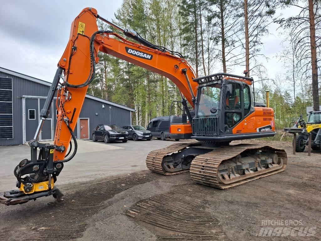 Doosan DX160LC-5 Bagri goseničarji