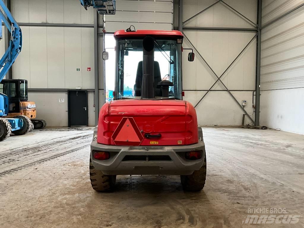Volvo L 30 G Kolesni nakladalci