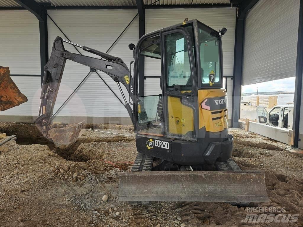 Volvo ECR 25 D Mini bagri <7t