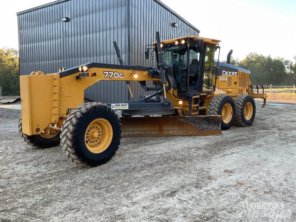 John Deere 770 G Grederji
