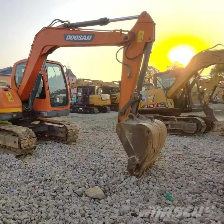 Doosan DX85-9C Bagri goseničarji