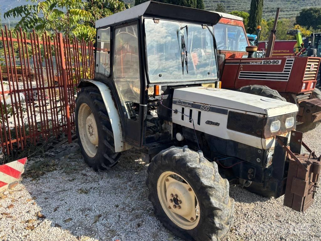 Lamborghini 600 V DT Traktorji