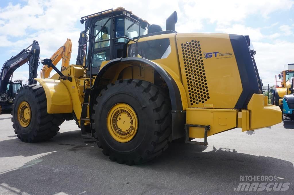CAT 980M Kolesni nakladalci