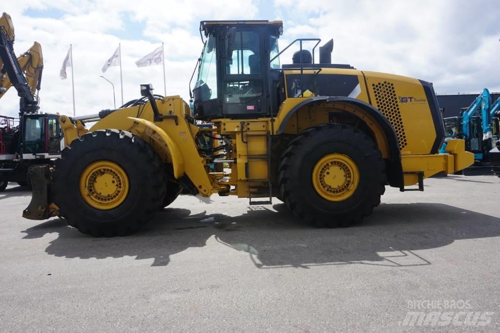 CAT 980M Kolesni nakladalci