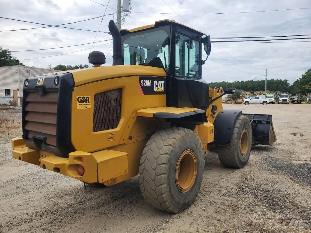 CAT 926M Kolesni nakladalci