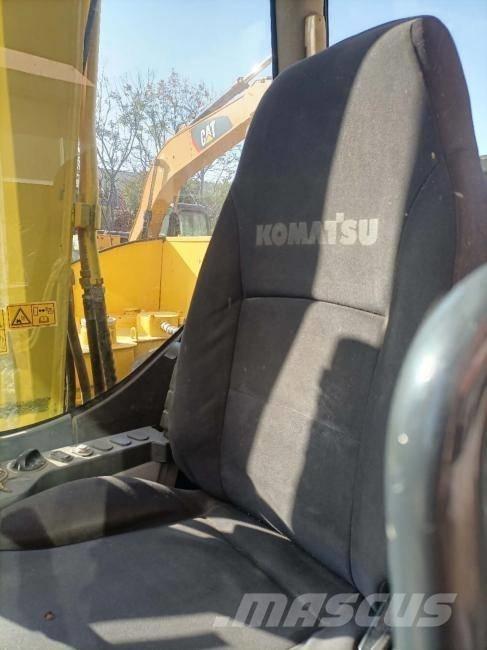 Komatsu PC 70 Bagri goseničarji