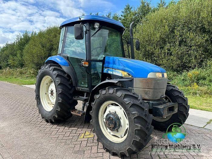 New Holland TD90 D Traktorji