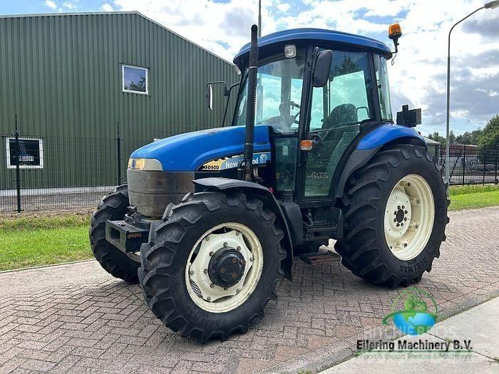 New Holland TD90 D Traktorji