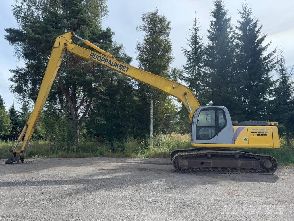 New Holland E 215 Dolgo sežni bagri