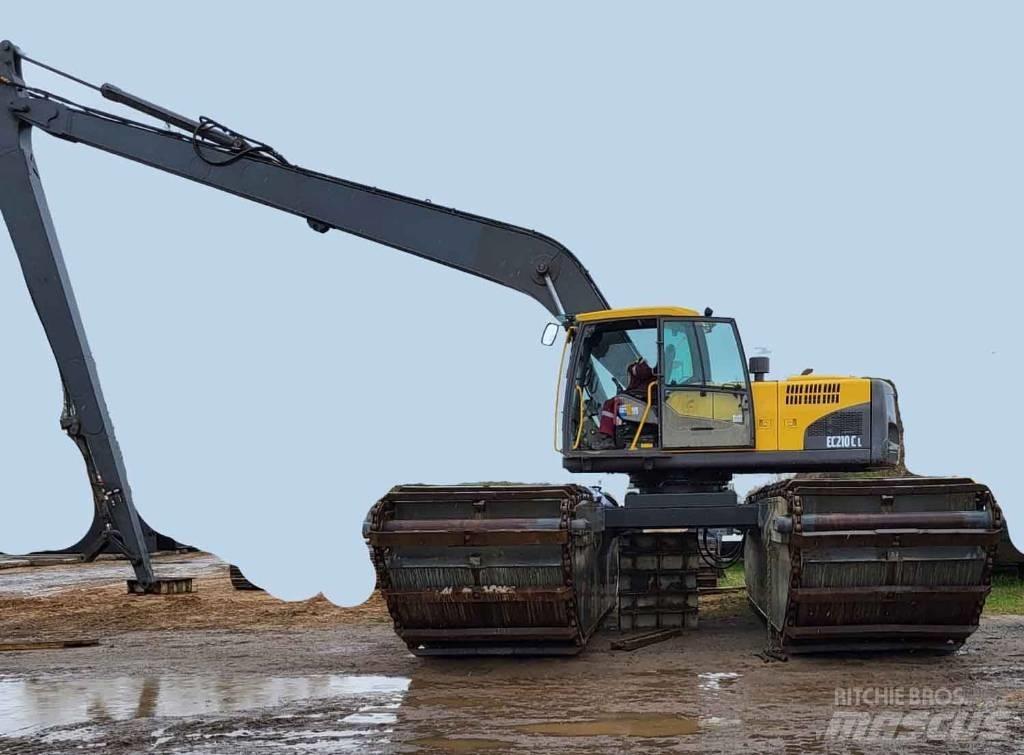 Volvo EC 210 C L Amfibijski bagri