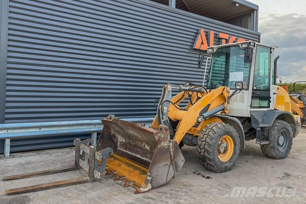 Liebherr L 506 Kolesni nakladalci