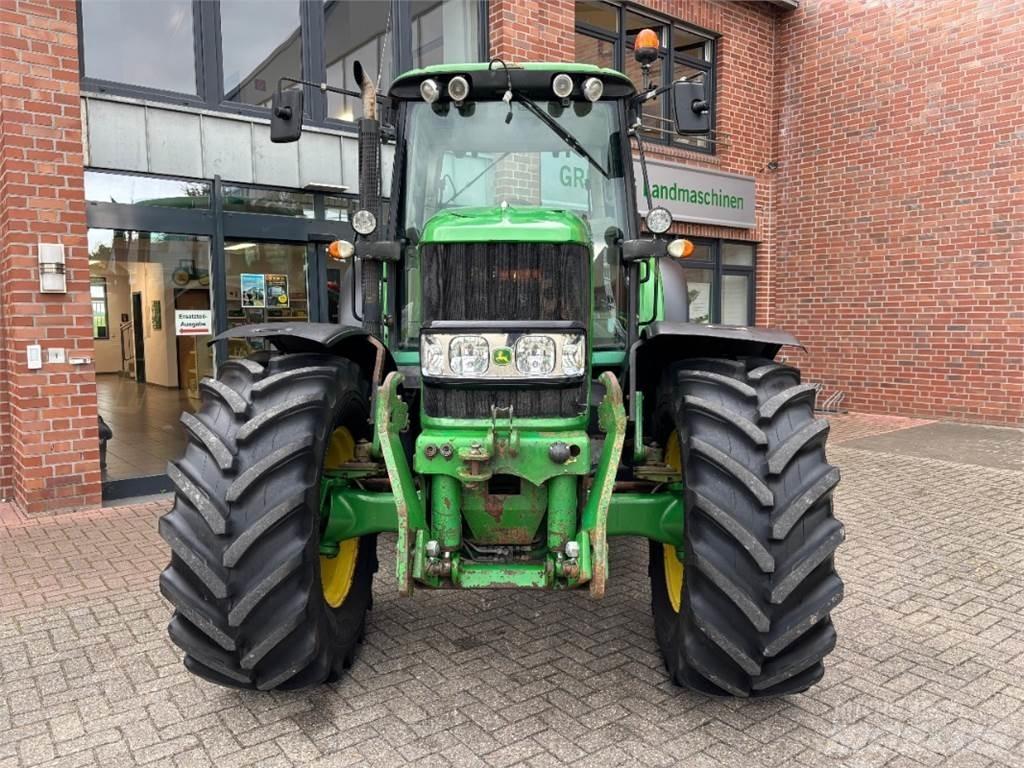 John Deere 6830 Traktorji