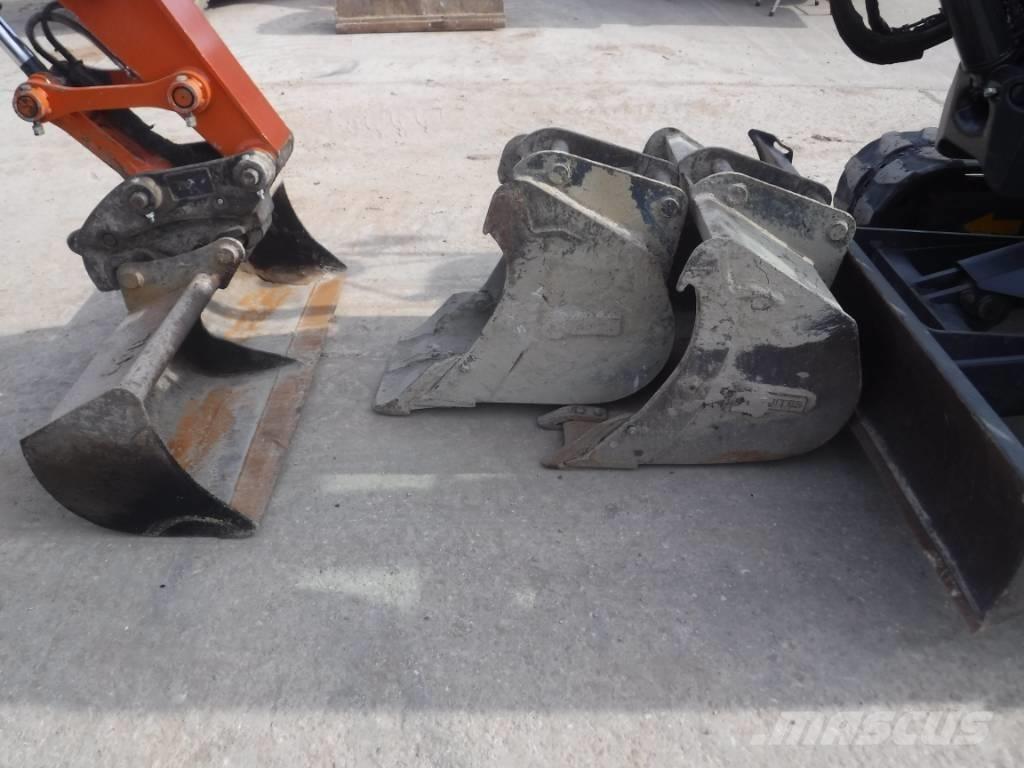 Hitachi ZX 85 US B-6 Midi bagri 7t – 12t