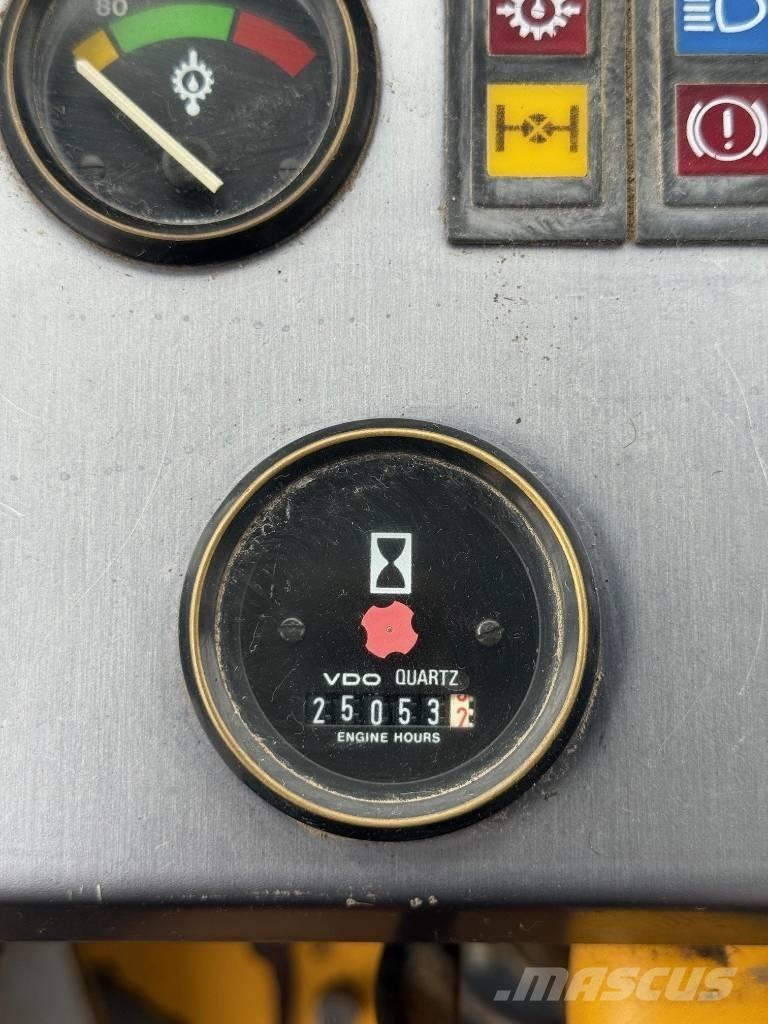 Volvo BM L 160 Kolesni nakladalci