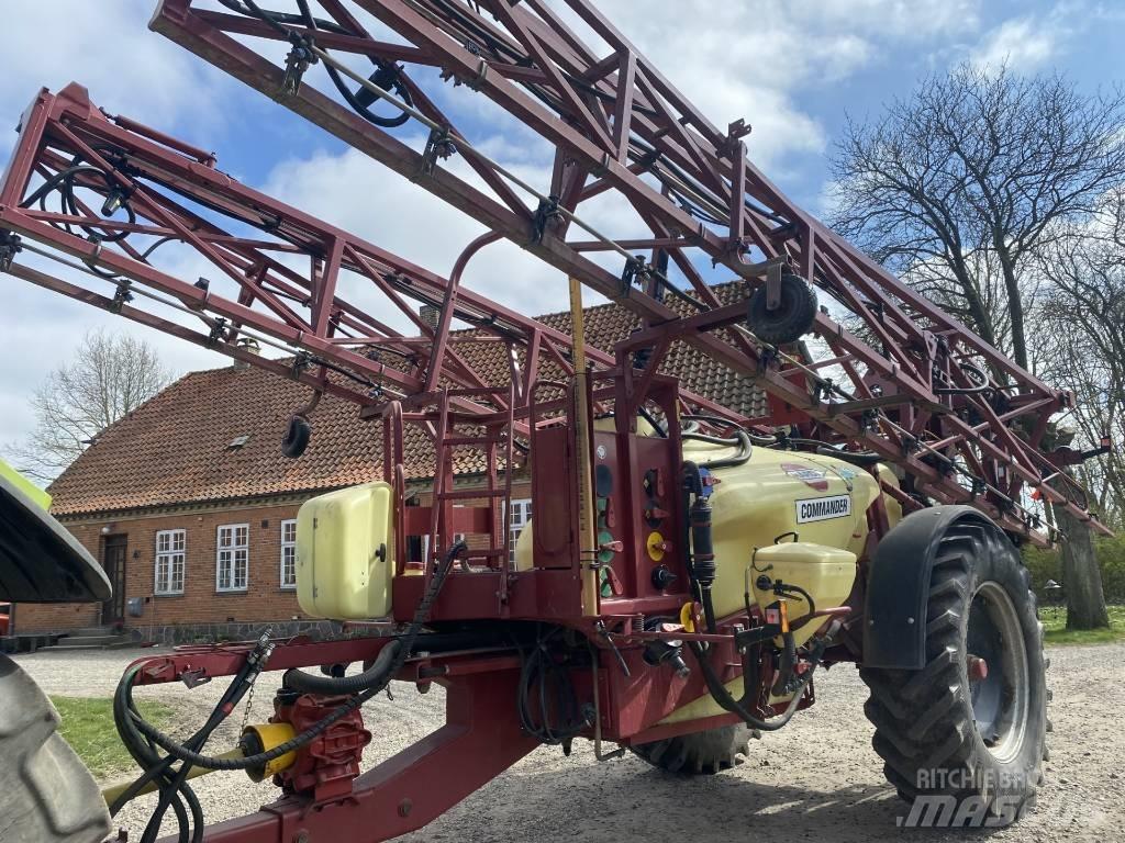 Hardi Commander 3200 Vlečne škropilnice