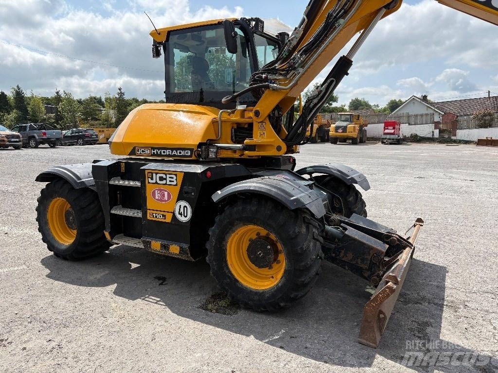 JCB Hydradig HD110T Bagri na kolesih