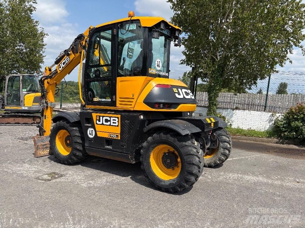 JCB Hydradig HD110T Bagri na kolesih