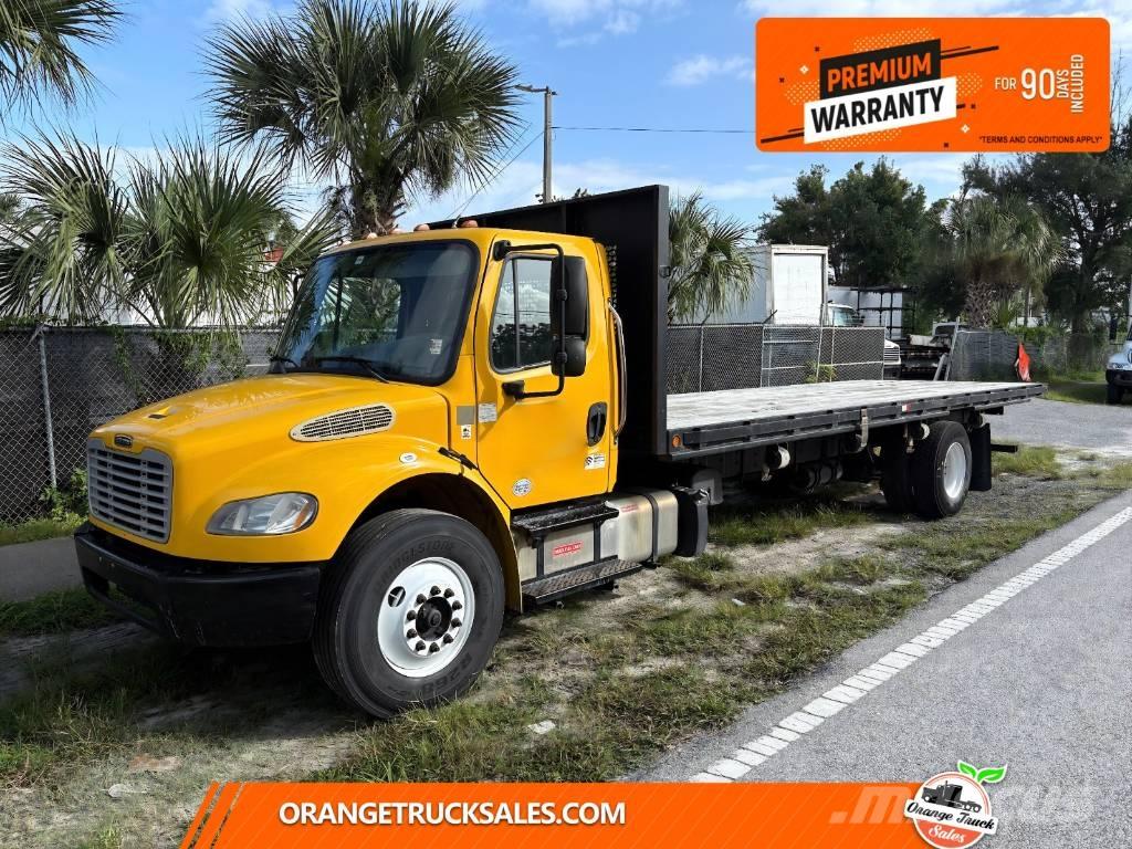 Freightliner M2 Tovornjaki s kesonom/platojem