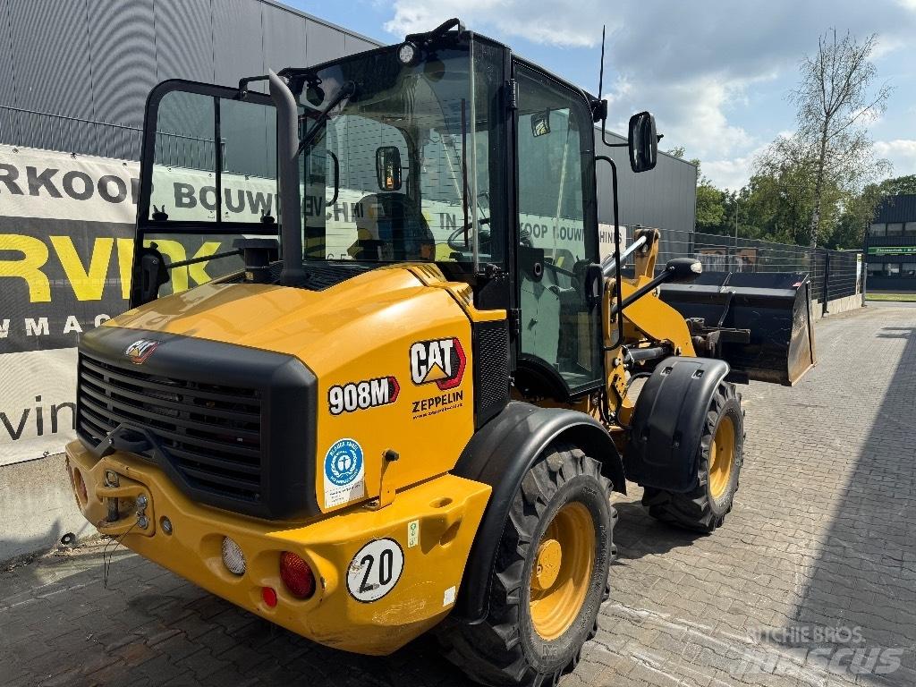 CAT 908 M Kolesni nakladalci