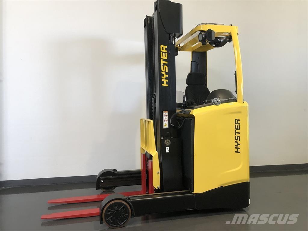 Hyster R1.4E Viličarji s pomičnim teleskopom
